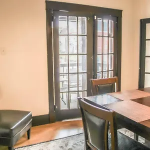 Comfy And Spacious 3 Bedroom - Easy Access Pittsburgh